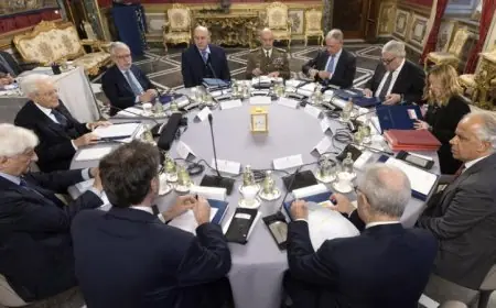 الرئيس الإيطالي يدعو المجلس الأعلى للدفاع للاجتماع لمناقشة أزمة الشرق الأوسط