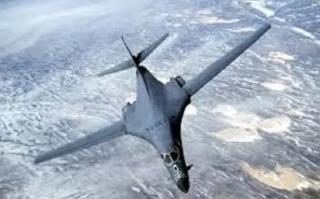 قاذفات أمريكية تنطلق من قاعدة بريطانية استعدادا لرد شامل على تهديدات إيران