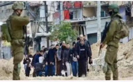 اعتقال حوالي 49 فلسطينيا من مدن الضفة الغربية على يد قوات الاحتلال