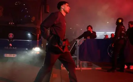 حكيمي وديمبيلي يتألقان مع باريس سان جيرمان في مواجهة نارية ضد بالمر وبيدرو