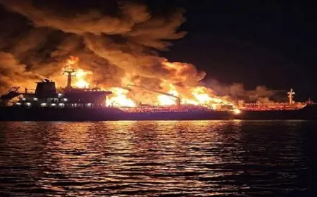 العراق يوقف أنشطة موانئه النفطية بعد استهداف ناقلتين في المياه الإقليمية