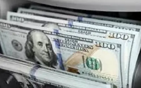 الدولار يسجل أعلى مستويات لعام 2023 مع ارتفاع أسعار النفط وازدياد مخاطر التضخم