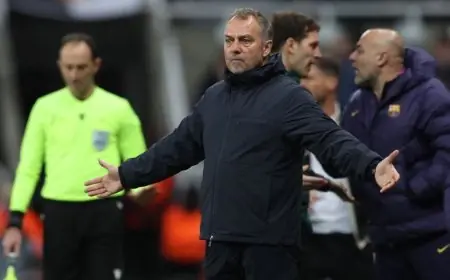 فليك يختار إراحة 3 لاعبين قبل مواجهة نيوكاسل في اللقاء المرتقب أمام إشبيلية