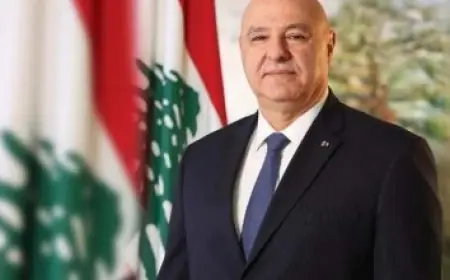 حريق يندلع على حاملة الطائرات الأمريكية يو إس إس جيرالد آر فورد ويثير حالة من القلق