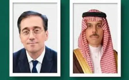 وزير الخارجية السعودي يناقش مع نظيره الإسباني تصعيد الأزمات في المنطقة عبر الهاتف