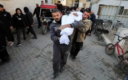 استشهاد فلسطيني في غارات الاحتلال على غزة واعتقالات واعتداءات في الخليل