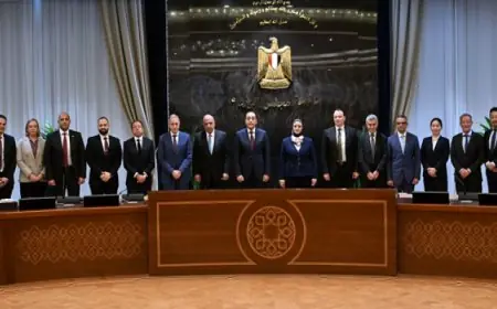 رئيس الوزراء يشهد توقيع اتفاقيات شراء الطاقة وإنشاء محطات تخزين كهربائية مستقلة