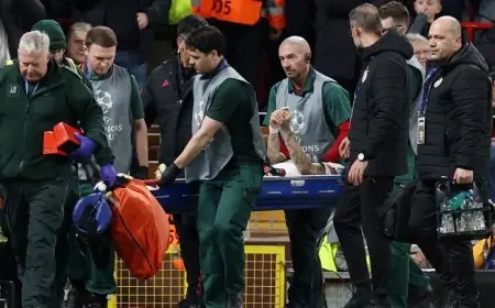 غلطة سراي يتعرض لصدمة مزدوجة إصابة نوا لانغ بقطع في إبهامه وفيكتور أوسيمين يعاني من كسر في ذراعه