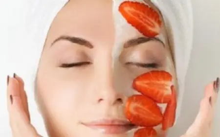 أفضل وصفات طبيعية بالعناية بالبشرة من الفراولة للحصول على إشراقة صحية