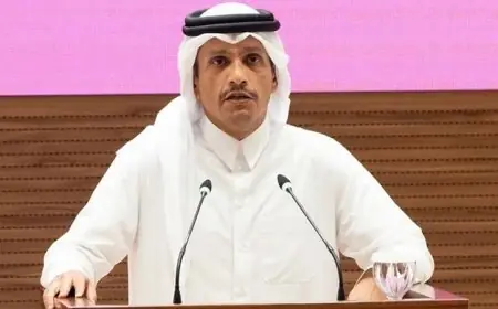 رئيس الوزراء القطري يصف استهداف مرفق الغاز الطبيعي بإستراتيجية عدوانية تهدد الأمن الاقتصادي