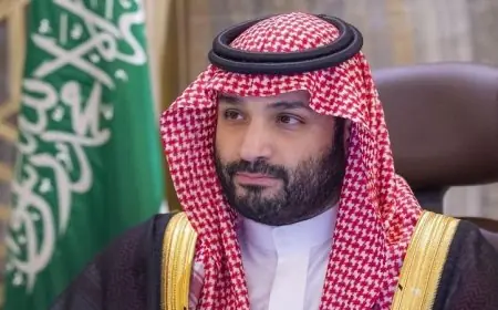 ولي العهد السعودي يناقش مع الرئيس الفرنسي تطورات الأوضاع الحالية في المنطقة