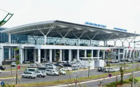 فيتنام تعلن عن توقف بعض الرحلات الجوية الداخلية نتيجة نقص إمدادات وقود الطائرات