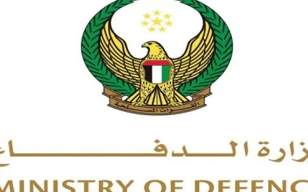 الدفاعات الجوية الإماراتية تنجح في التصدي لخمسة صواريخ باليستية وسبعة عشر مسيرة من إيران