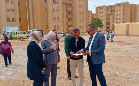 صور تكشف تفاصيل معاينة النيابة الإدارية لموقع وفاة طفل أثناء عمليات الحفر تحت الإنشاء