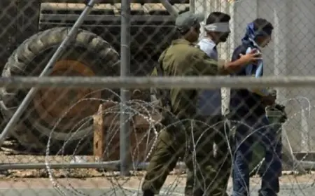 الاحتلال الإسرائيلي يجدد أوامر الاعتقال الإداري لـ 97 معتقلا ويصدر أوامر جديدة