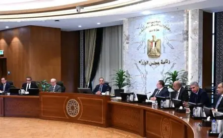 رئيس الوزراء يقود اجتماعاً حاسماً للجنة المركزية لإدارة الأزمات