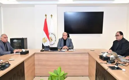 وزير الري يشرف على إزالة التعديات في مجرى نهر النيل بالصور