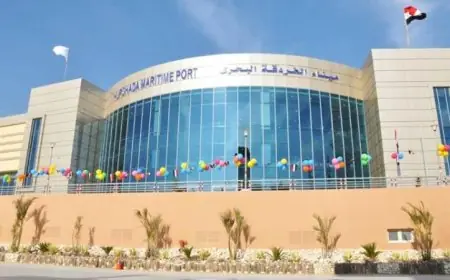 ميناء الغردقة البحري يعاود نشاطه والحركة الملاحية تنتظم في موانئ البحر الأحمر