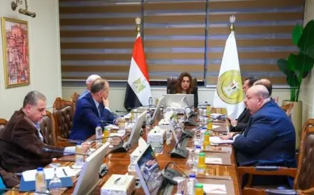 عوض تناقش مع القيادات الرؤية الاستراتيجية للوزارة 2026-2030 في اجتماع هام