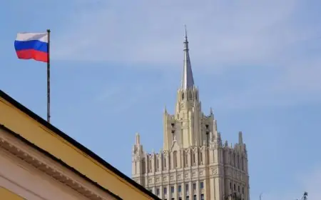 مسؤول روسي يؤكد دعم روسيا لمبادرات السلام وجهود الوساطة لحل أزمة إيران