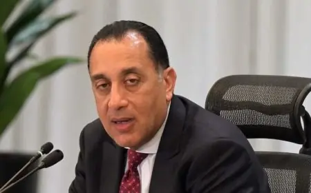 جولة رئيس الوزراء في سوق العبور تبرز التطورات الجديدة وأهمية السوق