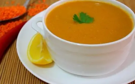 استمتع بدفء طبق العدس الذي يعزز مناعتك خلال تقلبات الطقس