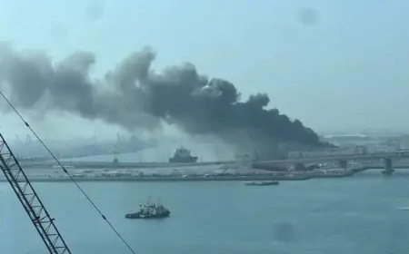 استهداف مباشر لناقلة نفط كويتية من قبل إيران أثناء وجودها في ميناء دبي