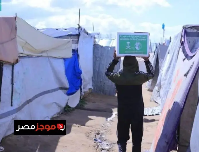 سلمان للإغاثة يوزع 30 ألف وجبة وسلال غذائية لمساعدة السكان في غزة