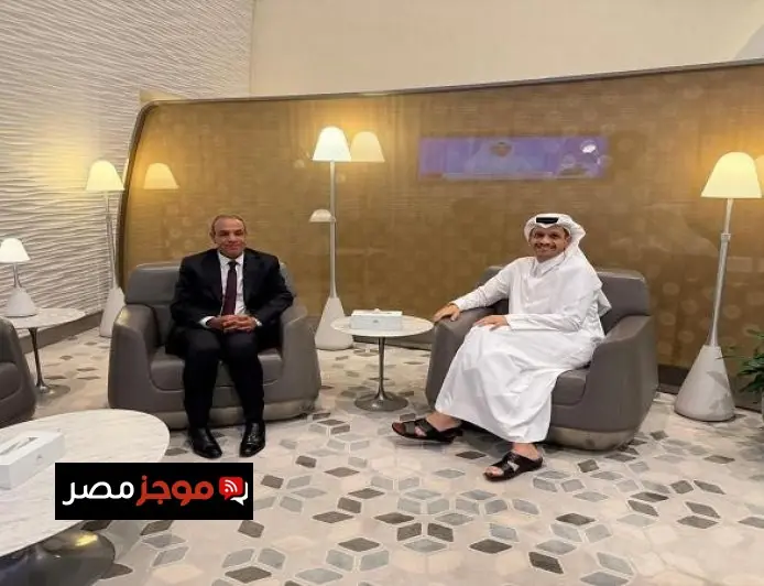 وزير الخارجية يبحث مع نظيره القطري في الدوحة سبل تعزيز جهود الوساطة وتقليل التوترات