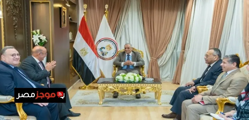 الإنتاج الحربي وبنك العقاري المصري العربي يتفاوضان لتنفيذ مشروعات شراكة استراتيجية