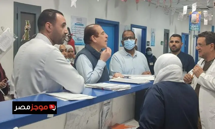 نائب وزير الصحة يقوم بجولة ميدانية لتفقد منشآت أسوان الصحية