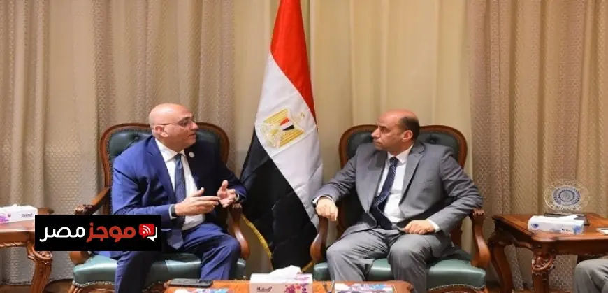 وزير العمل يناقش مع الرئيس التنفيذي لتطوير المشروعات الصغيرة والمتوسطة تعزيز الشراكات والابتكار