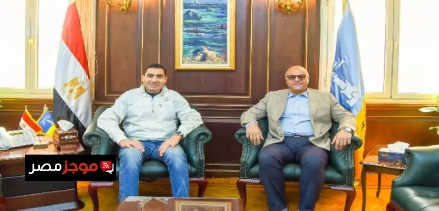 وزير الرياضة يتفقد الديوان العام ويلتقي محافظ الإسكندرية في جولة رسمية أولى