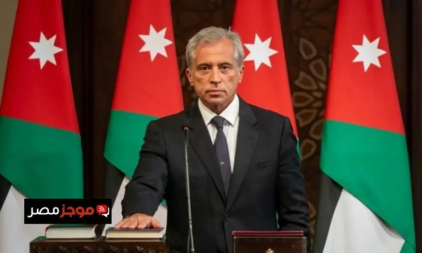 رئيس الوزراء الأردني يتواصل هاتفيا مع نظيريه الفلسطيني واللبناني لبحث تطورات التصعيد الأخيرة