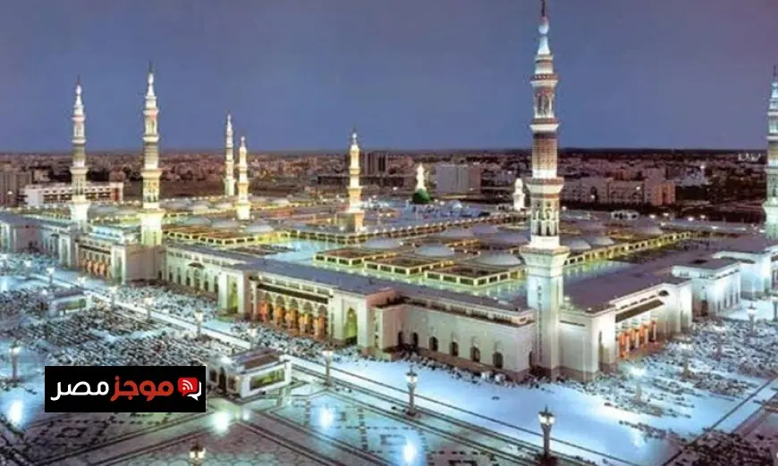 استعدادات كبيرة في المسجد النبوي لاستقبال المصلين في ليلة السابع والعشرين من رمضان