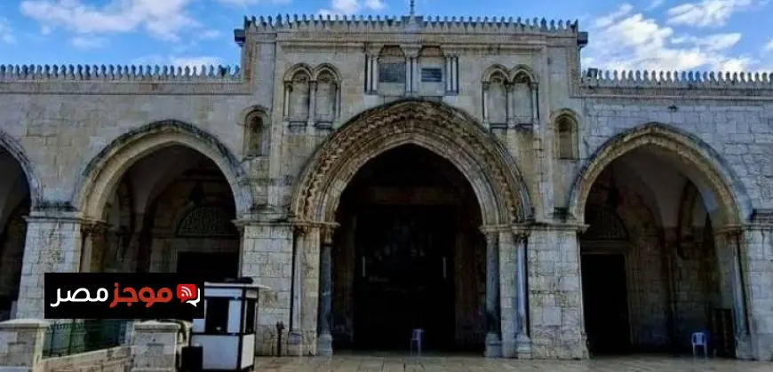 الاحتلال الإسرائيلي يستمر في إغلاق المسجد الأقصى لليوم العشرين ويمنع مئات الآلاف من صلاة العيد