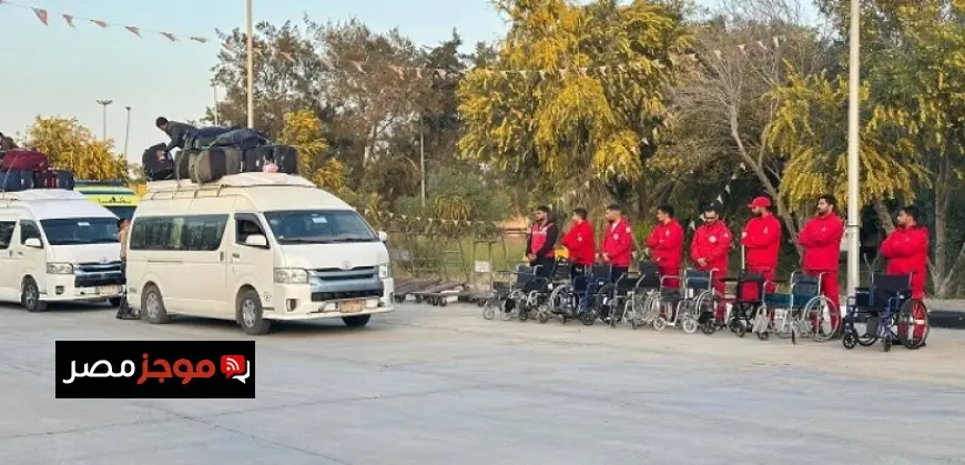 الهلال الأحمر المصري يواصل استقبال الجرحى والمصابين الفلسطينيين ويدفع قافلة زاد العزة 160 نحو التخفيف من معاناة المتضررين