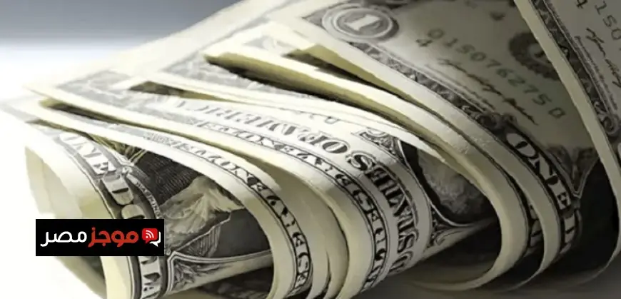 تعافى الدولار بعد خسائره مع تقييم الأسواق لقرار تأجيل الضربات على إيران