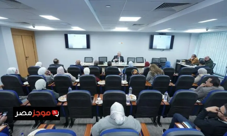 جامعة عين شمس تستعرض استعداداتها لـ العمل عن بعد وتطورات البرامج الدراسية