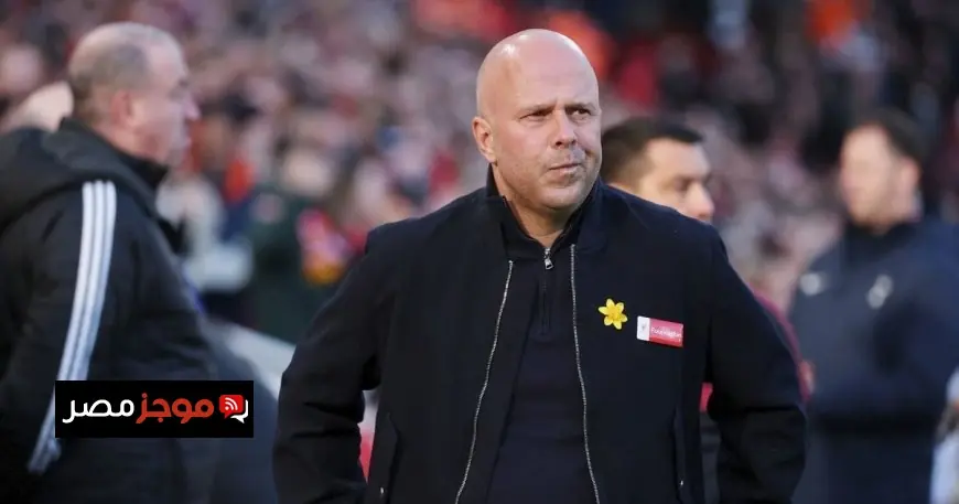 بيب جوارديولا يعزز احتمالية رحيل آرني سلوت مدرب ليفربول إلى بايرن ميونيخ