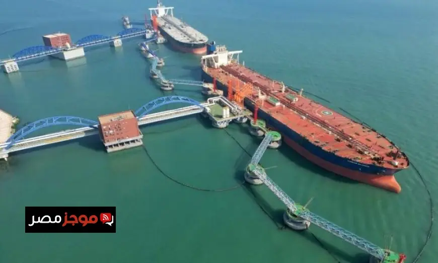 وزير الدفاع الفلبيني يؤكد على أهمية فتح مضيق هرمز بشكل عاجل