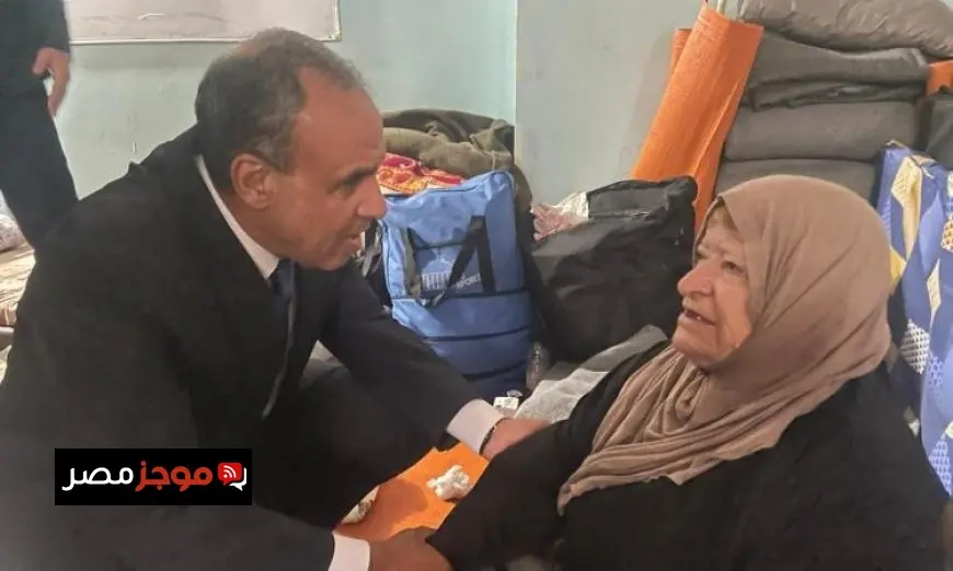 وزير الخارجية يتفقد مراكز إيواء النازحين في بيروت بالصور