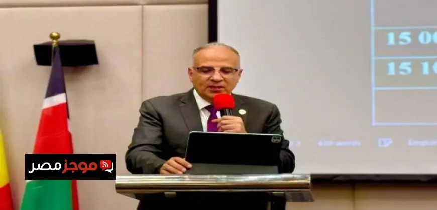 وزير الرى يحدد أبريل موعداً نهائياً لإنهاء أعمال التطهيرات في محافظات القناة