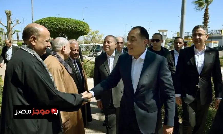 مدبولي يؤكد تحرك الدولة الاستباقي لتأمين السلع وتعزيز استقرار الأسواق مع صور توضيحية