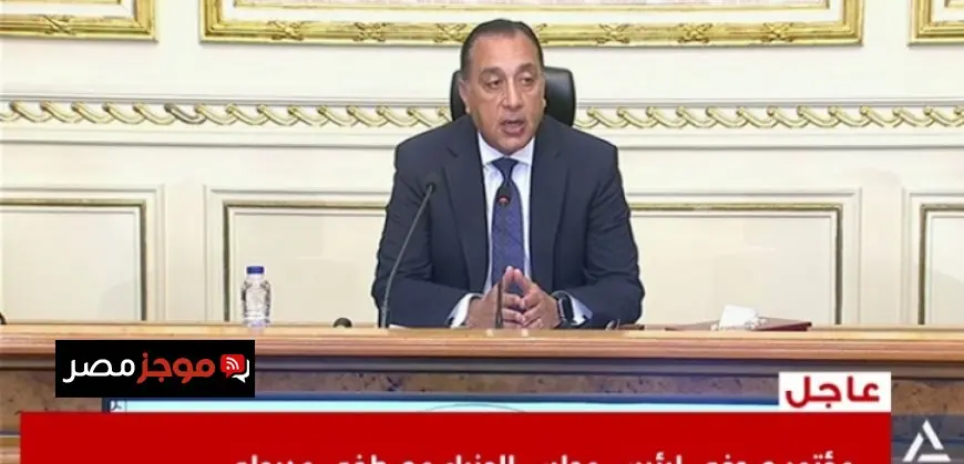 مدبولي يكشف كيف استغرق مجلس الوزراء 7 ساعات لمراجعة الموقف الراهن ودراسة التحديات السلبية للأزمة الحالية