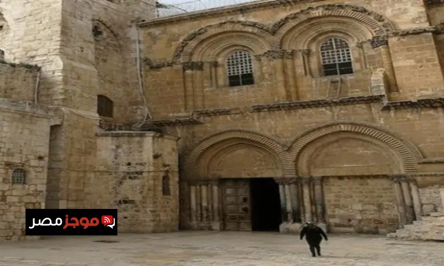 شرطة الاحتلال الإسرائيلي تمنع بطريرك القدس للاتين من الوصول إلى كنيسة القيامة