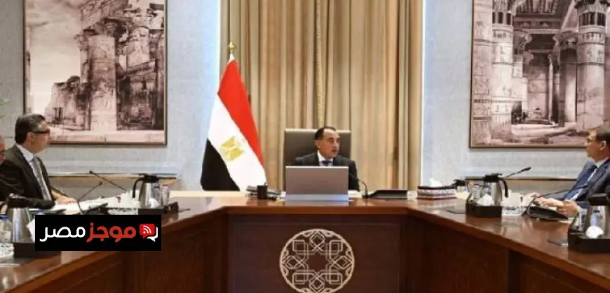 رئيس الوزراء يراقب توفر مخزون كاف من السلع الاستراتيجية بالتعاون مع مختلف الجهات