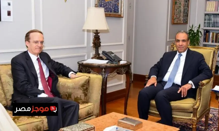 وزير الخارجية يشيد بتطور العلاقات المتميزة بين مصر والاتحاد الأوروبي