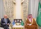 وزيرا دفاع السعودية واليونان يتباحثان حول التطورات الجارية في منطقة الشرق الأوسط