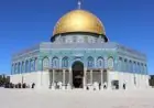 استئناف الصلاة في المسجد الأقصى بعد 40 يوما من الإغلاق وزير الأوقاف الأردني يعلن الخبر السار